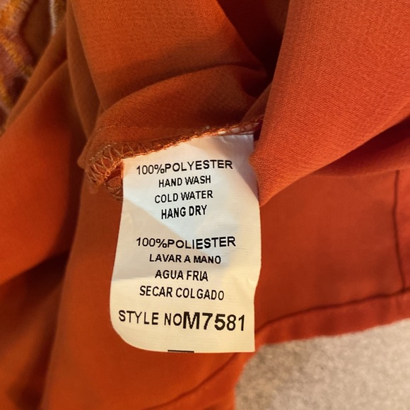 Monoreno - burnt orange boho blouse. Size L - Picture 8 of 9